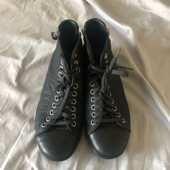 Louis Vuitton High top shoes - Picture 1 of 7